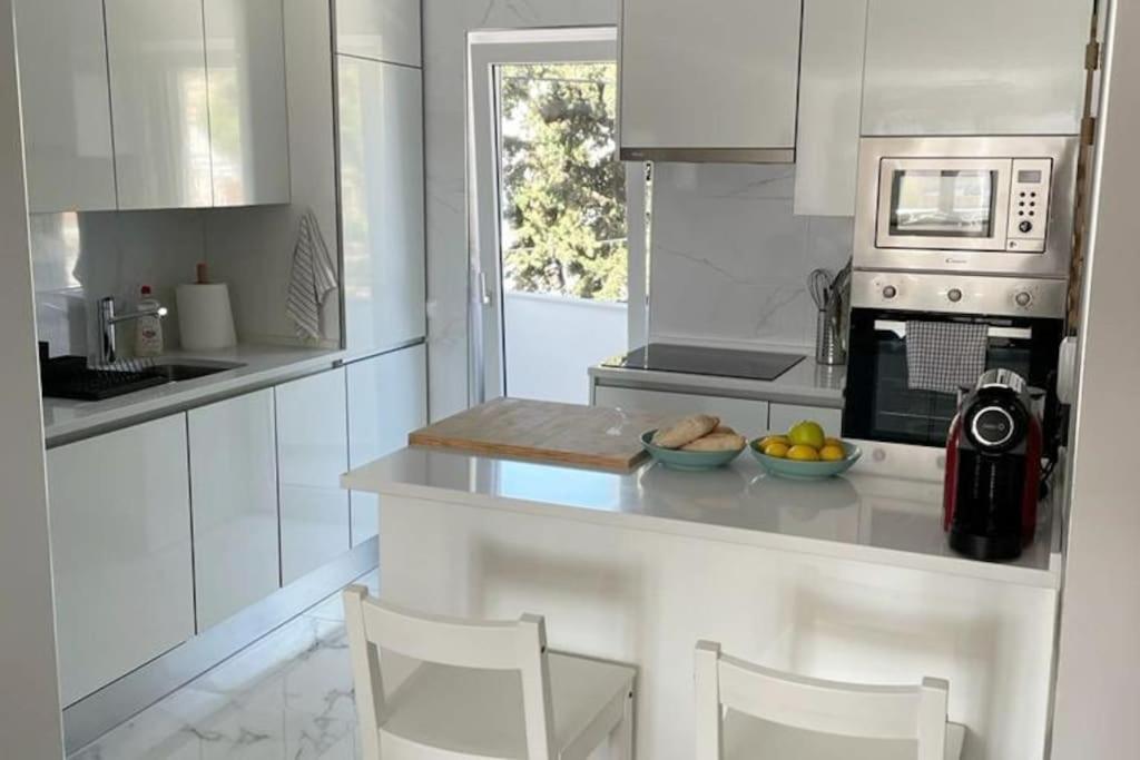 *Sea View* New 3 Bedroom Apt With Free Parking Sesimbra Exterior photo