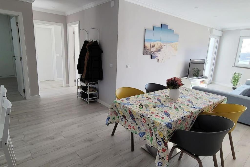 *Sea View* New 3 Bedroom Apt With Free Parking Sesimbra Exterior photo
